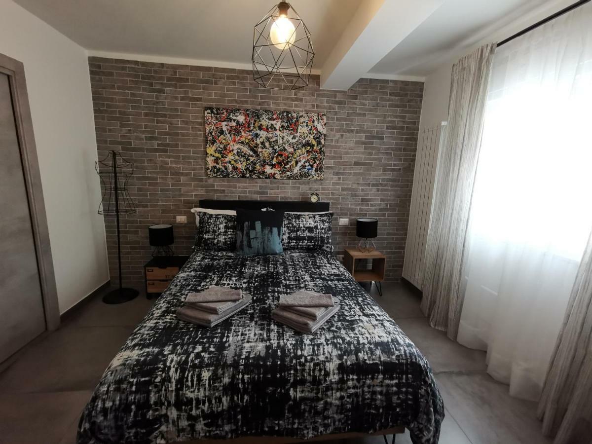 The Black Dog House Valenzano Ngoại thất bức ảnh